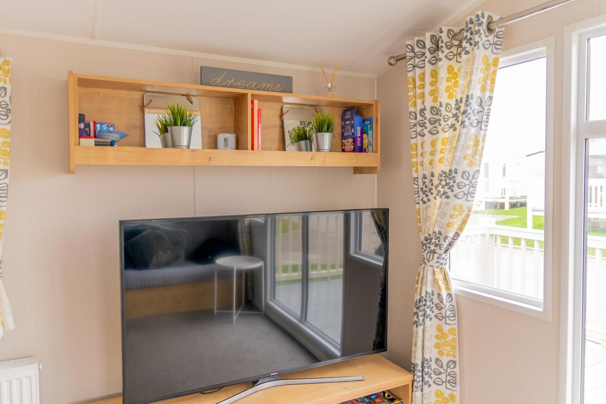 64 Lancaster The Lazy Willow 3 Bedroom Hot Tub Caravan Tattershall Lakes 外观 照片